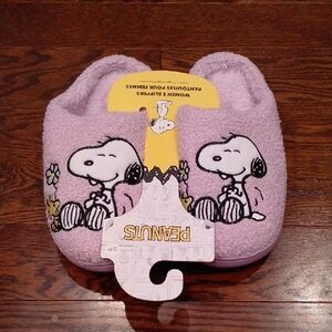 Peanuts Snoopy Woodstock Women's Plush Slippers S